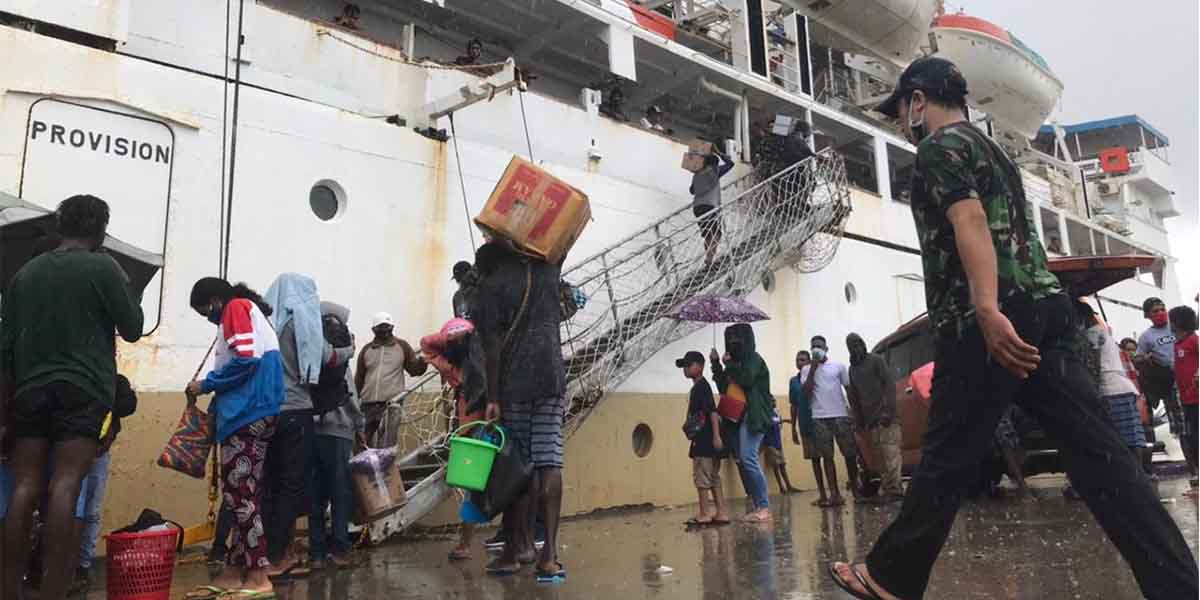Pelabuhan Pomako Timika, Rabu (14/7/2021).   Foto: Anti Patabang/Papua60detik